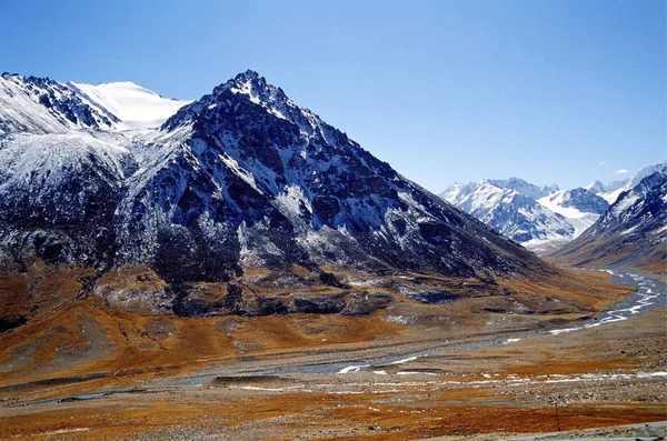 Τοπίο Οροπέδιο Και Ψηλά Βουνά Tashkurgan Τατζικιστάν Αυτόνομη County Στα — Φωτογραφία Αρχείου