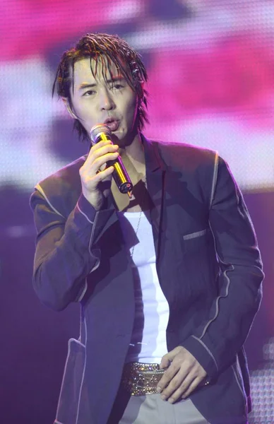 Südkoreanischer Sänger Jun Jin Tritt Bei Seinem Solokonzert Shanghai China — Stockfoto