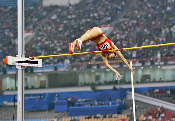 Chinas Caixia Compite Final Bóveda Polar Femenina Competición Atletismo Los —  Fotos de Stock