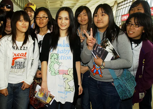 Gillian Chung Leave Taiwan Presents Her Taiwanese Fans Taoyuan International — Stock Photo, Image