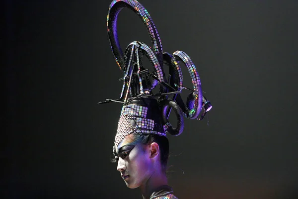 Modelo Desfiles Desfile Moda Maquiagem Durante China Fashion Week Primavera — Fotografia de Stock