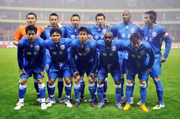 Leden Van Het Team Van Shanghai Shenhua Voetbalclub Vormen Voordat — Stockfoto