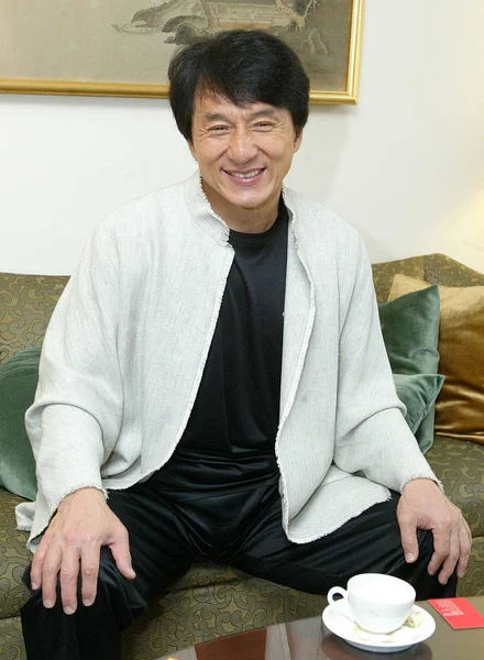 Hong Kong Kungfu Superstar Jackie Chan Utgör Intervju Hans Senaste — Stockfoto