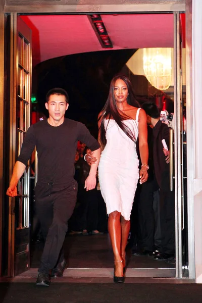 Supermodelo Naomi Campbell Posa Durante Una Fiesta Dolce Gabbana Para — Foto de Stock