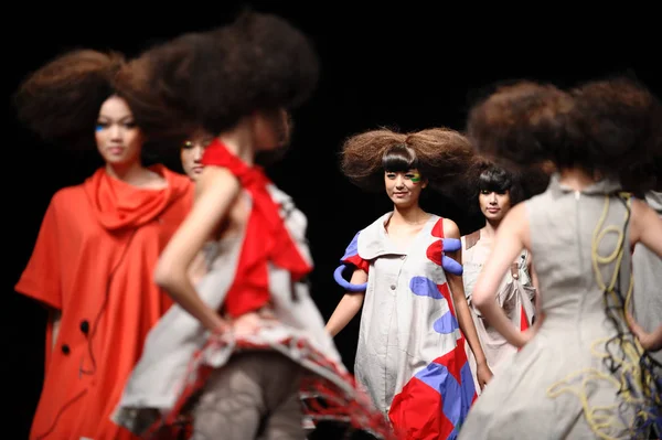 Miidii Liu Xing Divatbemutató Során Kínai Fashion Week Tavasz Nyár — Stock Fotó