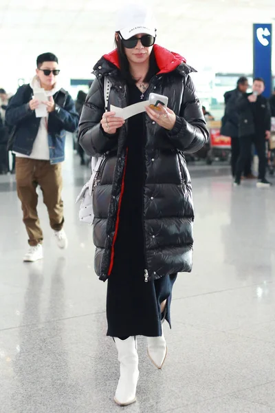 Hong Kong Színésznő Charmaine Sheh Megérkezik Beijing Capital International Airport — Stock Fotó