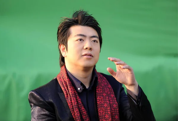 Китайский Пианист Лэнг Ланг Выступает Время Производства Песни Nation Приуроченной — стоковое фото