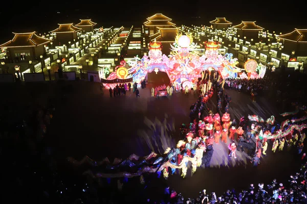 Hundreds Lamps Display Part Yellow River Lantern Parade Wulan Ancient — Stock Photo, Image