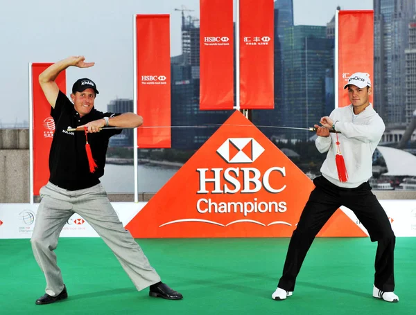 상하이에 위치한 Hsbc 챔피언 2010에 회견에서 태극권 있으며 2010 — 스톡 사진