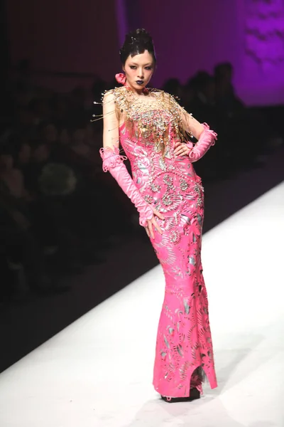 Banda Divatbemutató Során Kína Fashion Week Tavasz Nyár 2011 Peking — Stock Fotó