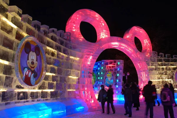 Visitors Walk Section Disney Themed Ice Sculptures Harbin Disney Ice — Stock Photo, Image