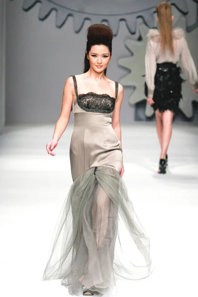 Dorian Divatbemutató Során Peking Kína Kína Fashion Week Tavasz Nyár — Stock Fotó
