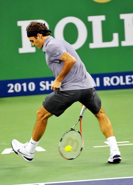 Roger Federer Aus Der Schweiz Gibt Einen Schuss Gegen John — Stockfoto