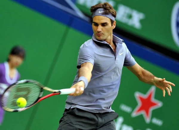 Roger Federer Van Zwitserland Geeft Als Resultaat Een Schot Tegen — Stockfoto