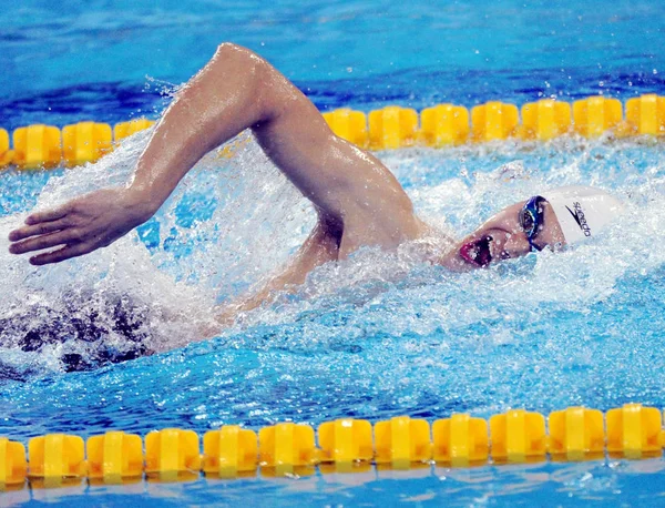 Een Chinese Zwemmer Concurreert Het Zwembad Mens 4X200M Vrije Stijl — Stockfoto