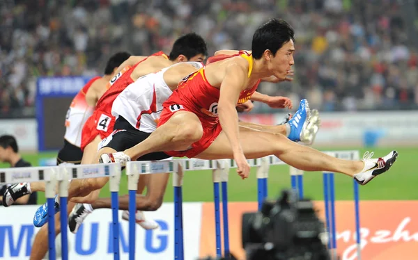 Chinas Star Atlet Liu Xiang Mens Yarışır 110 Metre Engelleri — Stok fotoğraf