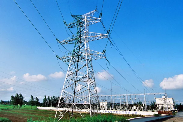 Uma Torre Linha Energia Vista Huaibei Leste Província Chinas Anhui — Fotografia de Stock