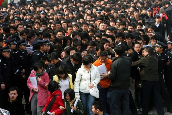 Kinesiska College Utexaminerade Jobbmässa Wuhan Centrala Chinas Hubei Provinsen Februari — Stockfoto