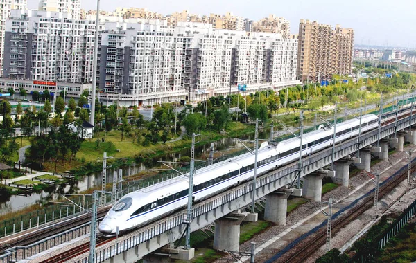 Bir Crh Çin Demiryolu Yüksek Hızlı 380A Tren Hangzhou Şangay — Stok fotoğraf