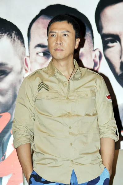 香港演员任志刚出席2010年9月15日在中国上海举行的电影首映式新闻发布会 拳头传奇 陈震的回归 — 图库照片