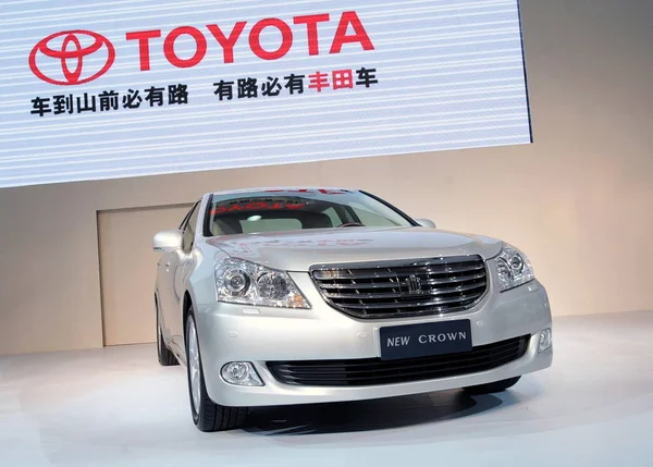 Faw Toyota New Crown Está Exibição Durante Auto Shanghai 2009 — Fotografia de Stock