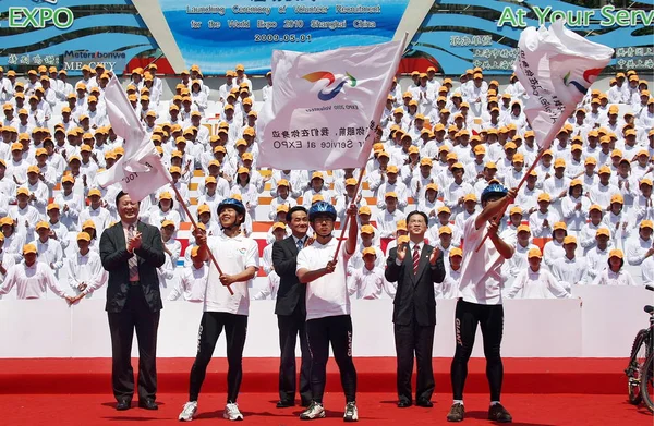 Les Délégués Arborent Des Drapeaux Volontaires Lors Cérémonie Lancement Recrutement — Photo