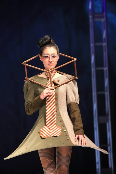 Парад Китайской Модели Время Финала Конкурса Моды Haining China Tricot — стоковое фото