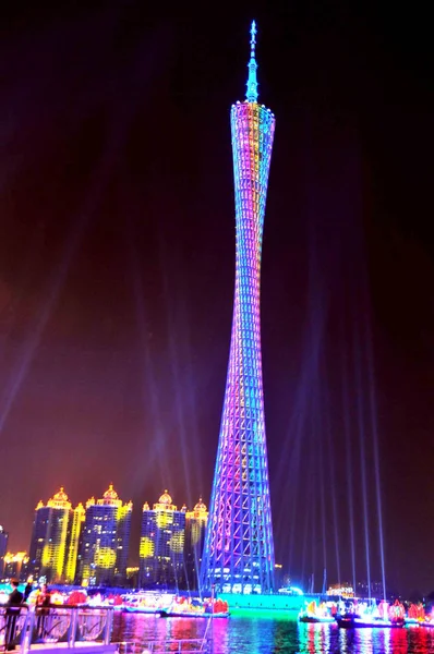 Menara Kanton Diterangi Selama Latihan Untuk Upacara Pembukaan Asian Games — Stok Foto