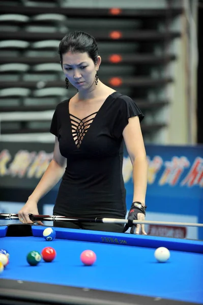 Jeanette Lee United States Looks Balls While Competing Chang Shu — Stock Photo, Image