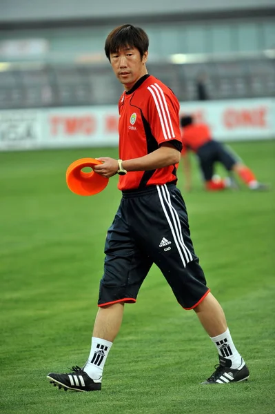 Gao Hongbo Trener Drużyny Piłkarskiej Chińskich Mężczyzn Krajowych Jest Widoczne — Zdjęcie stockowe
