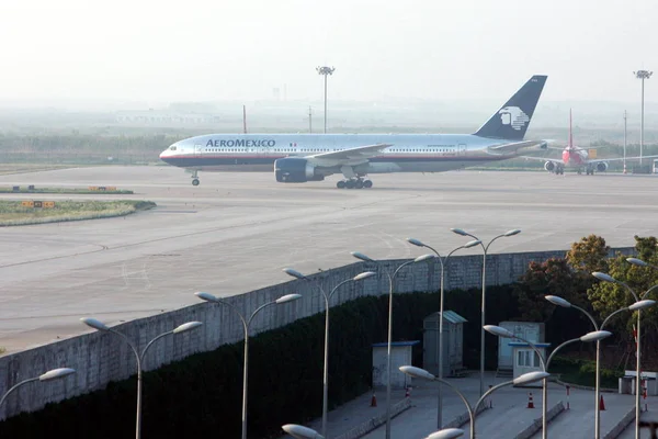Рейс Am098 Авиакомпании Aeromexicos Замечен Шанхайском Международном Аэропорту Пудун Шанхае — стоковое фото