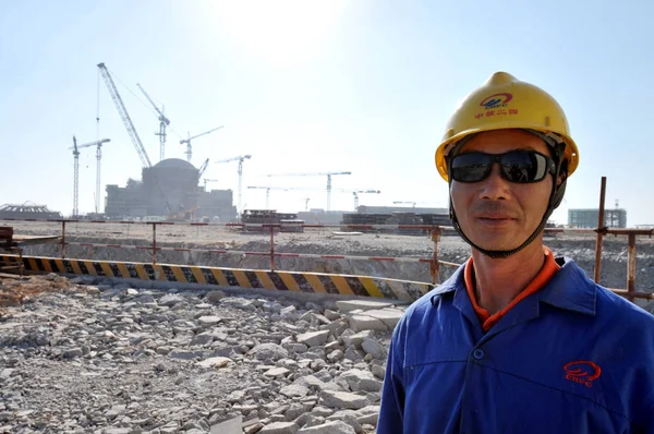 Kinesiska Arbetare Står Byggplatsen För Fuqing Kärnkraftverk Fuqing City Sydöstra — Stockfoto