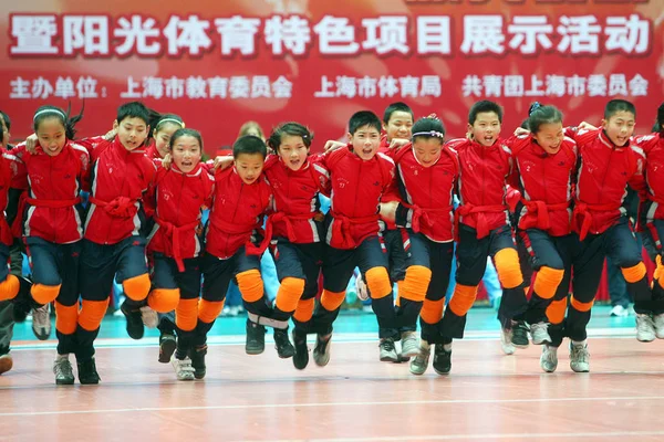 Gli Studenti Filo Cinesi Gareggiano Durante Gioco Squadra Shanghai Cina — Foto Stock