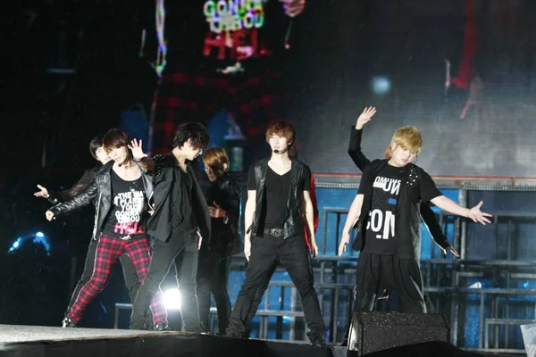 Groupe Pop Sud Coréen Super Junior Produit Lors Concert Veille — Photo