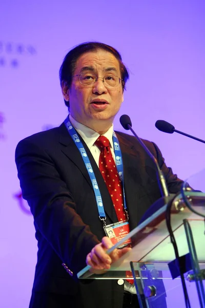 Liu Mingkang Chairman China Banking Regulatory Commission Cbrc Speaks 2009 — Stock Photo, Image