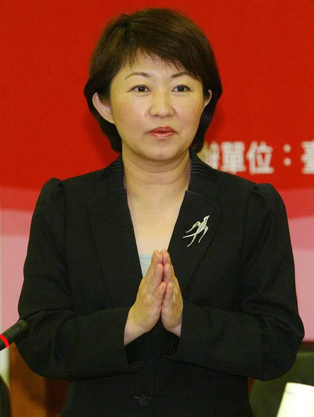 Kmt Legislator Campaign Spokesman Shiow Yen Speaks Meeting Taipei Taiwan — Stock Photo, Image