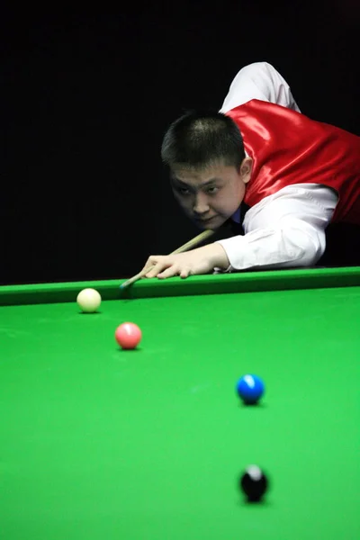 Chinas Györgyné Játszik Egy Lövés Szépségversenyt Graeme Dott Skócia Láthatatlan — Stock Fotó