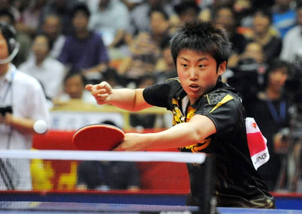 Chinas Guo Yue Compete Contro Suo Compagno Squadra Liu Shiwen — Foto Stock