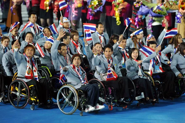 Thailändische Delegierte Bei Der Eröffnungszeremonie Der Asiatischen Para Spiele Guangzhou — Stockfoto