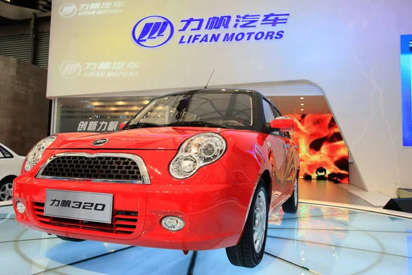 Minicar Lifan 320 Visto Exposição 13Th Shanghai International Automobile Industry — Fotografia de Stock