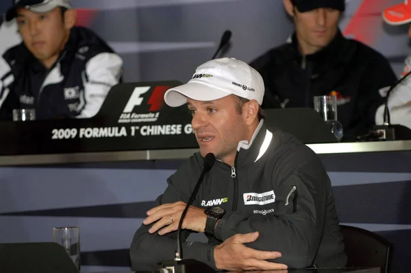 Pilota Brasiliano Rubens Barrichello Del Brawn Risponde Una Domanda Durante — Foto Stock