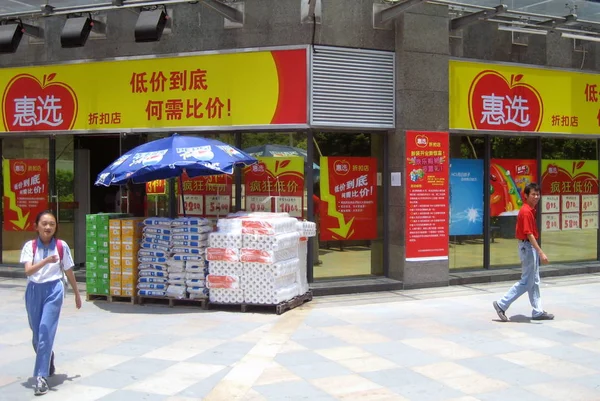 Vista Uma Loja Conveniência Wal Mart Shenzhen Sul Província Chinas — Fotografia de Stock