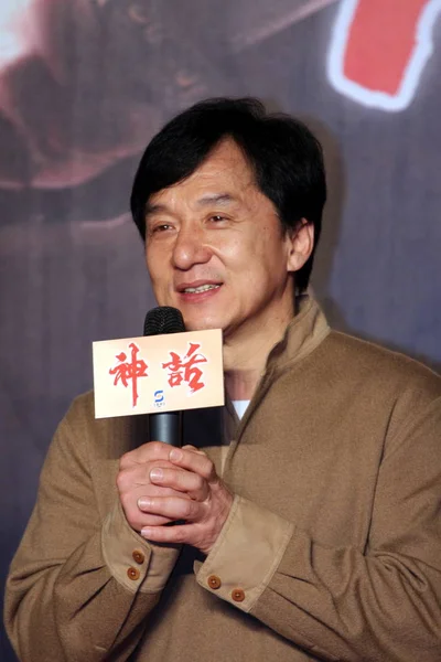 Hong Kong Kungfu Superstar Jackie Chan Ses Vid Presskonferens För — Stockfoto