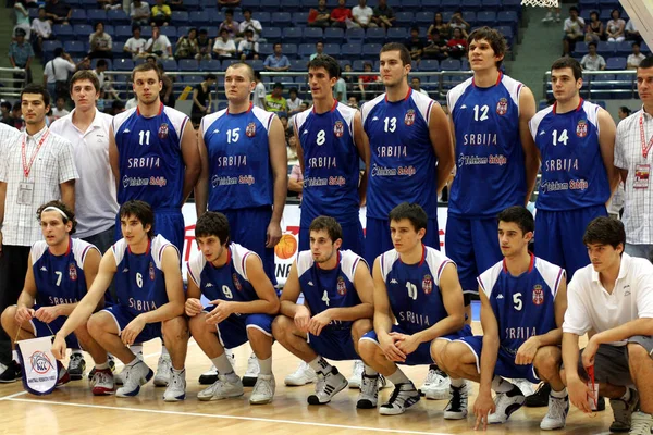 Los Miembros Selección Nacional Baloncesto Serbia Posan Para Los Fotógrafos — Foto de Stock