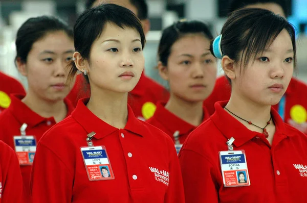 Empregados Chineses Wal Mart Wal Mart Supercenter Pequim — Fotografia de Stock