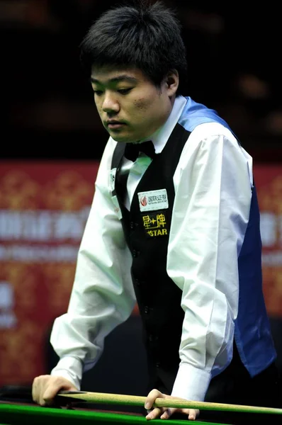 Chinas Ding Junhui Durante Jogo Contra Englands Mark Selby Final — Fotografia de Stock