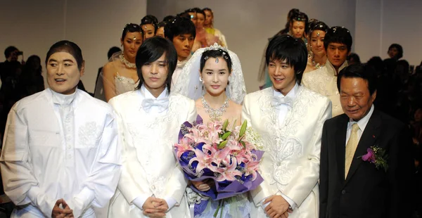 Left South Korean Top Fashion Designer Andre Kim Actor Kim — Stock Photo, Image