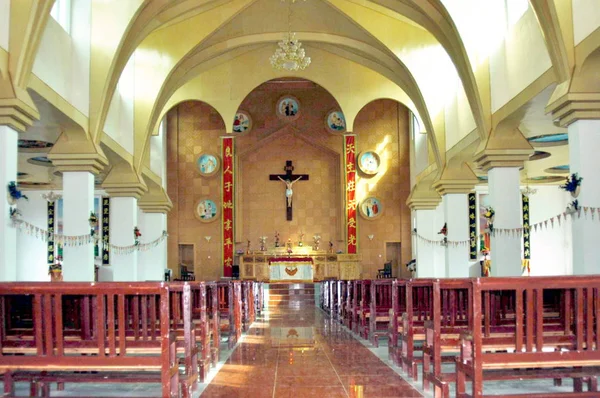 Interior Gereja Katolik Yanjing Desa Yanjing Kabupaten Mangkang Barat Daya — Stok Foto