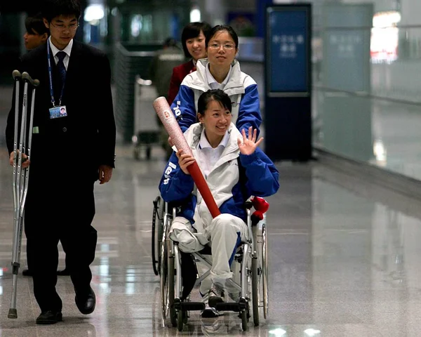 Jin Jing Portador Antorcha Chino Que Había Protegido Antorcha Olímpica — Foto de Stock