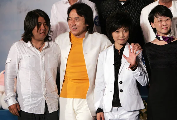 Ator Hong Kong Jackie Chan Segunda Esquerda Posa Com Cantor — Fotografia de Stock